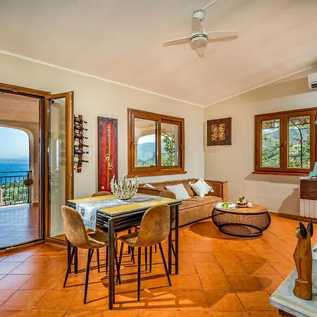 Villa Palma Dello Zingaro