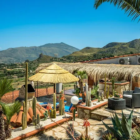 Palma Dello Zingaro Villa *